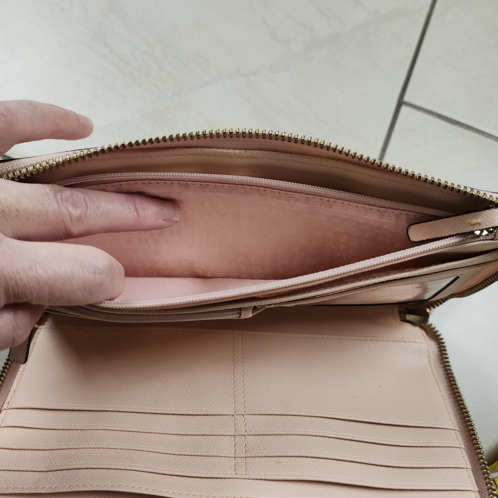 kate spade New York talla newbury lane Oversize Leather Travel Wallet Pale Blush - Picture 6 of 17